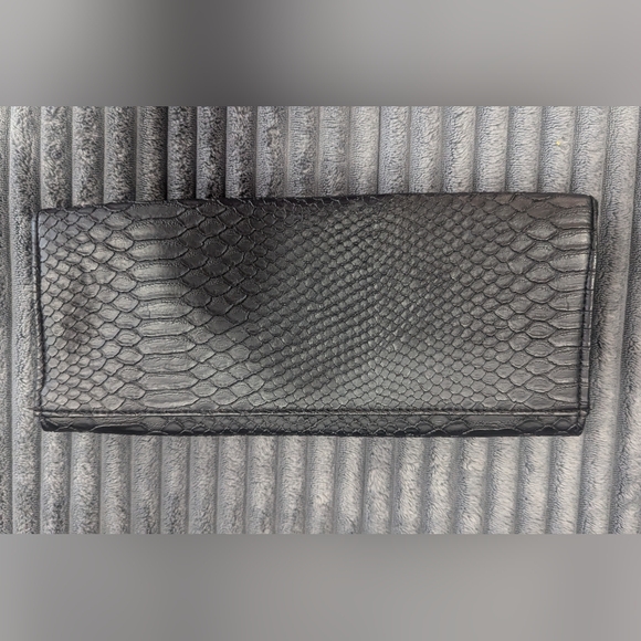 EXPRESS CLUTCH - Picture 2 of 3